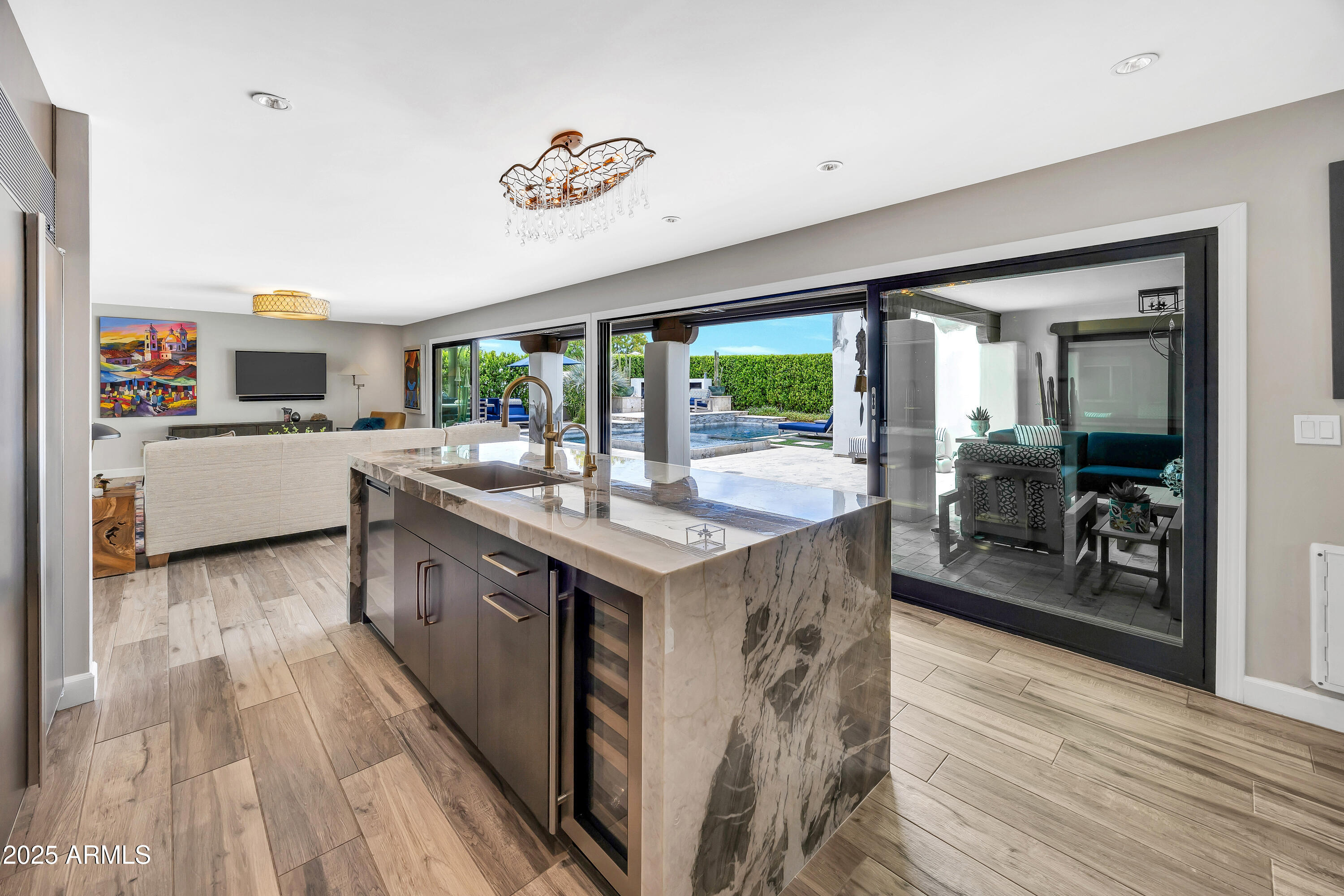 3109 E SIERRA MADRE Way