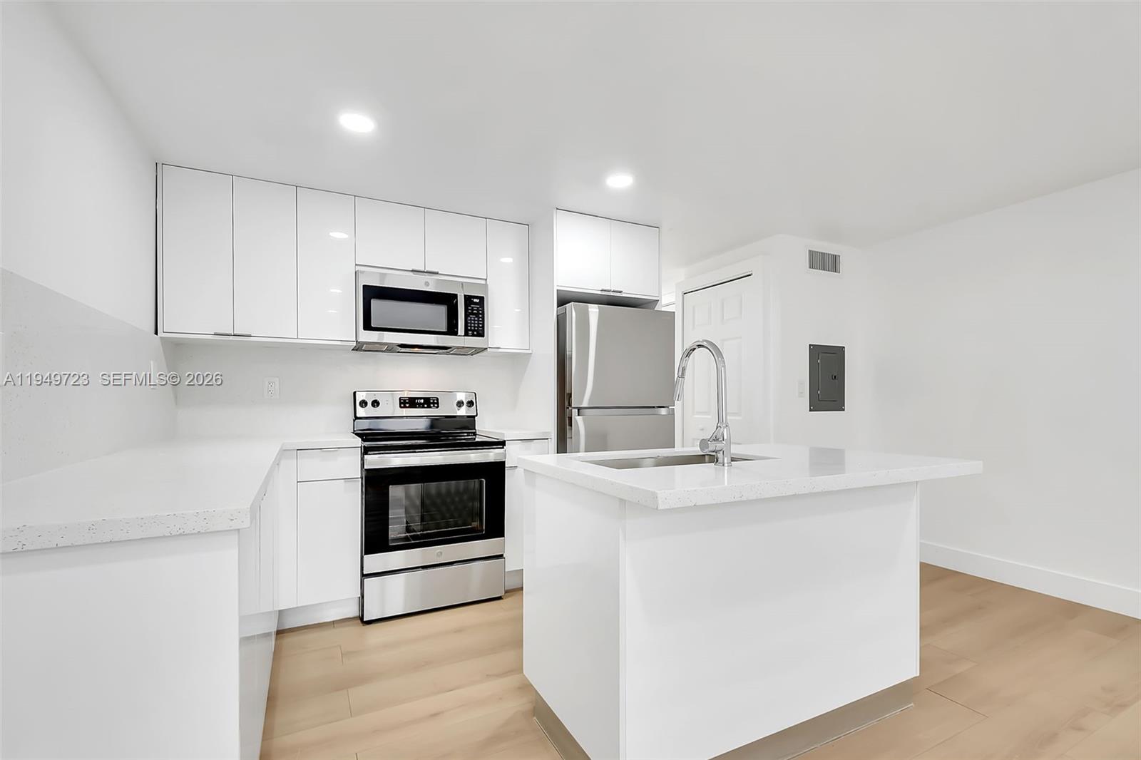 1632 NW 16th Ter # 8