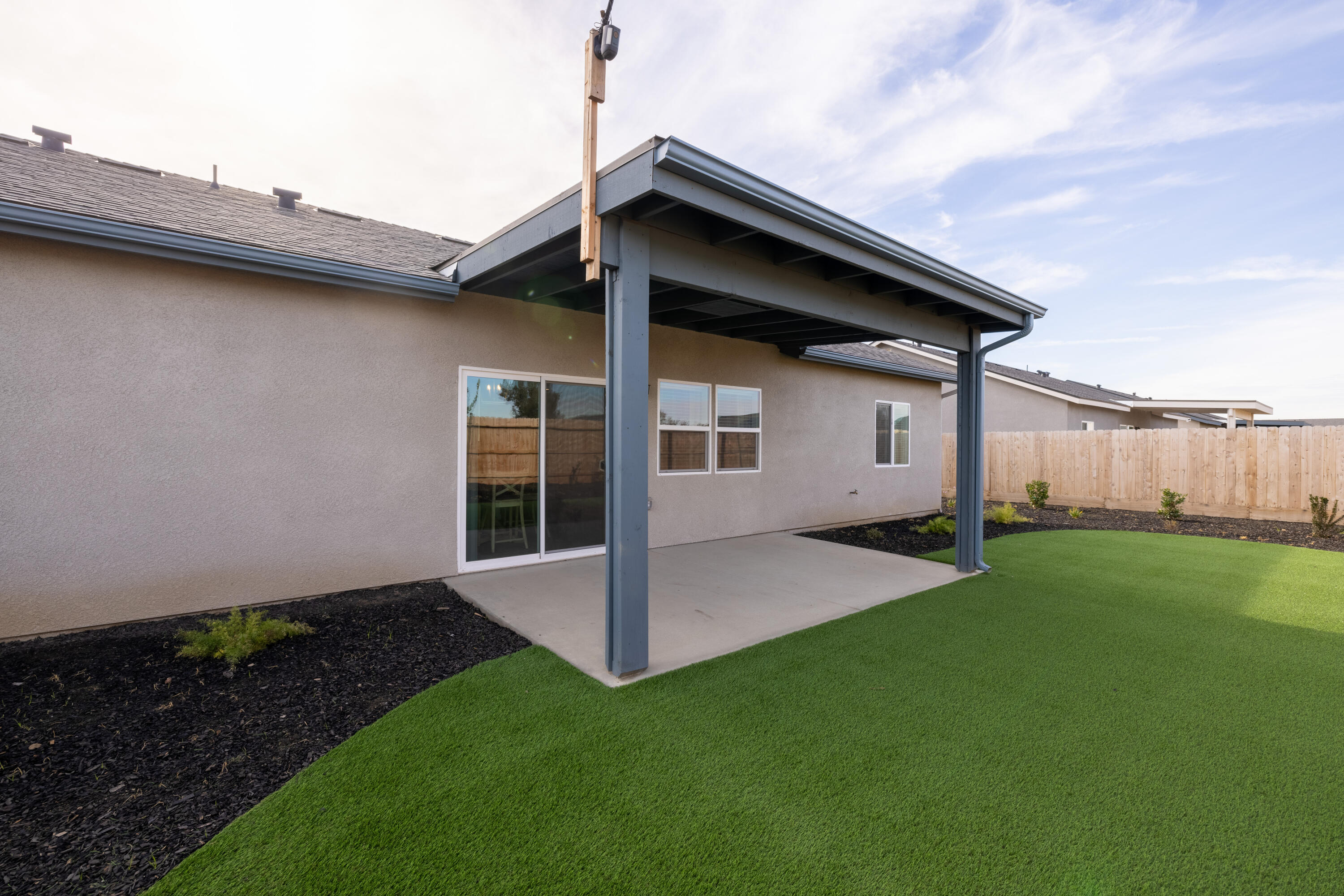 7300 Woodbine Avenue