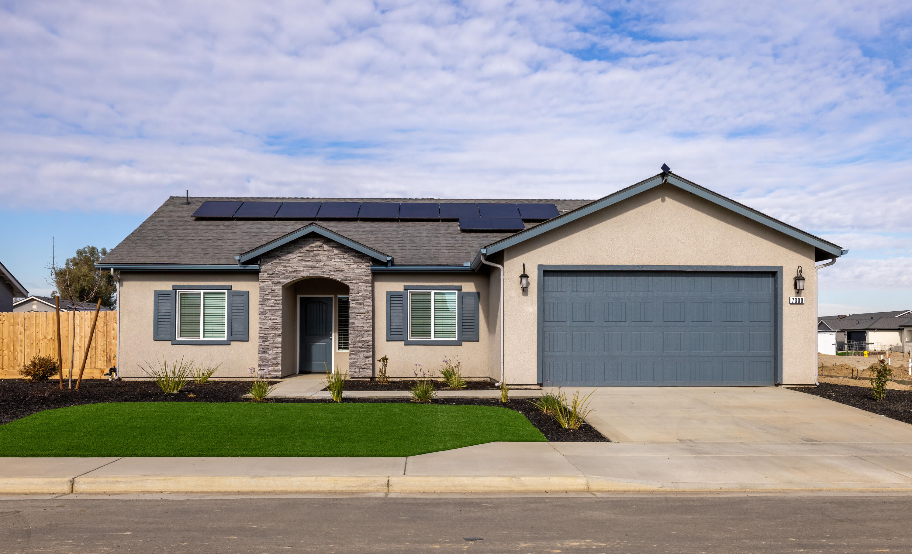 7300 Woodbine Avenue