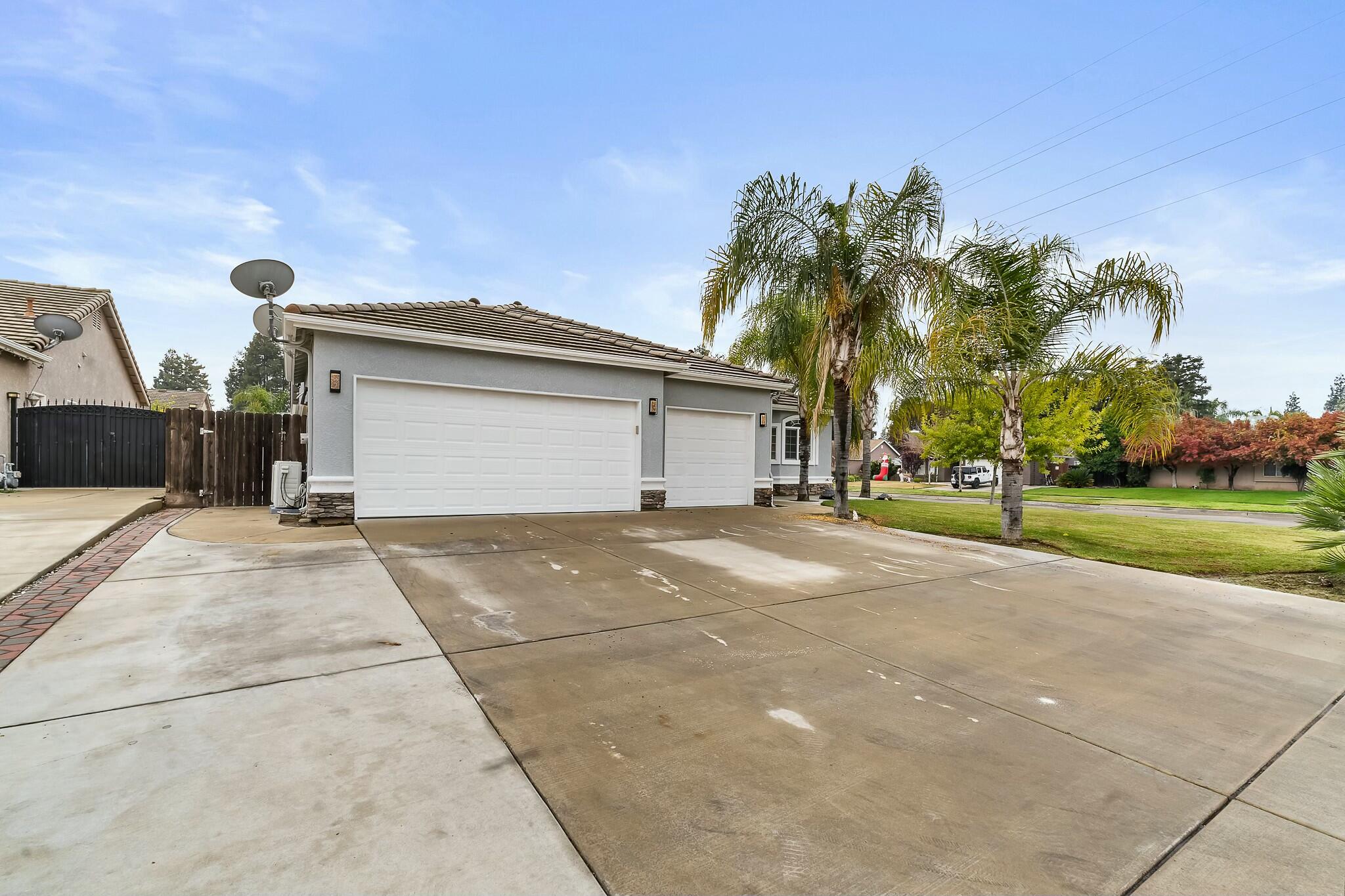 1251 Northhill Street