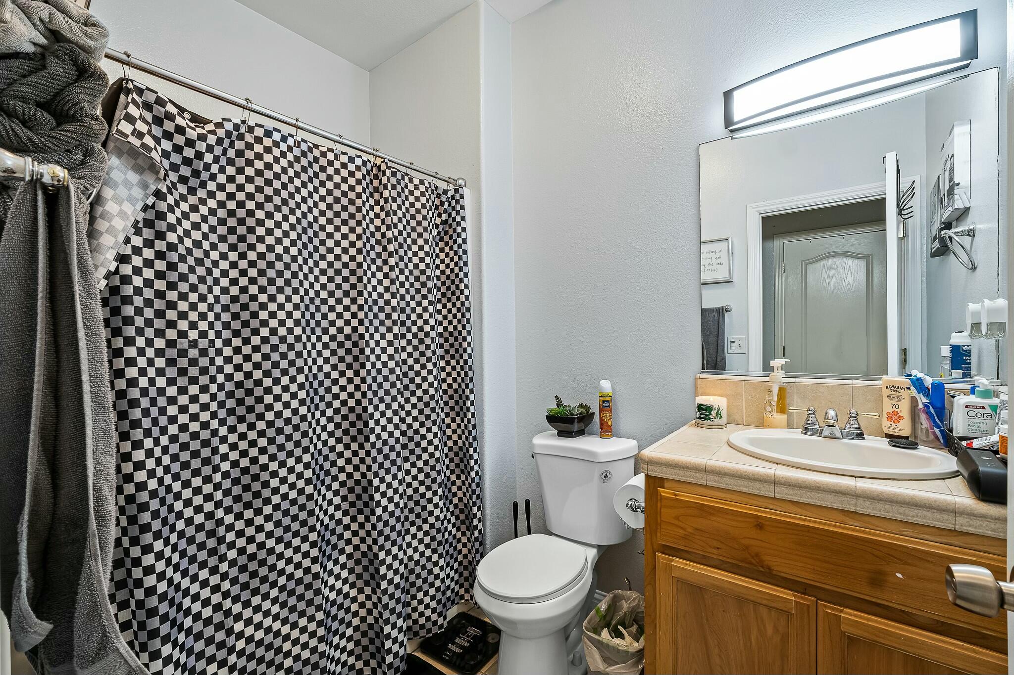 1251 Northhill Street