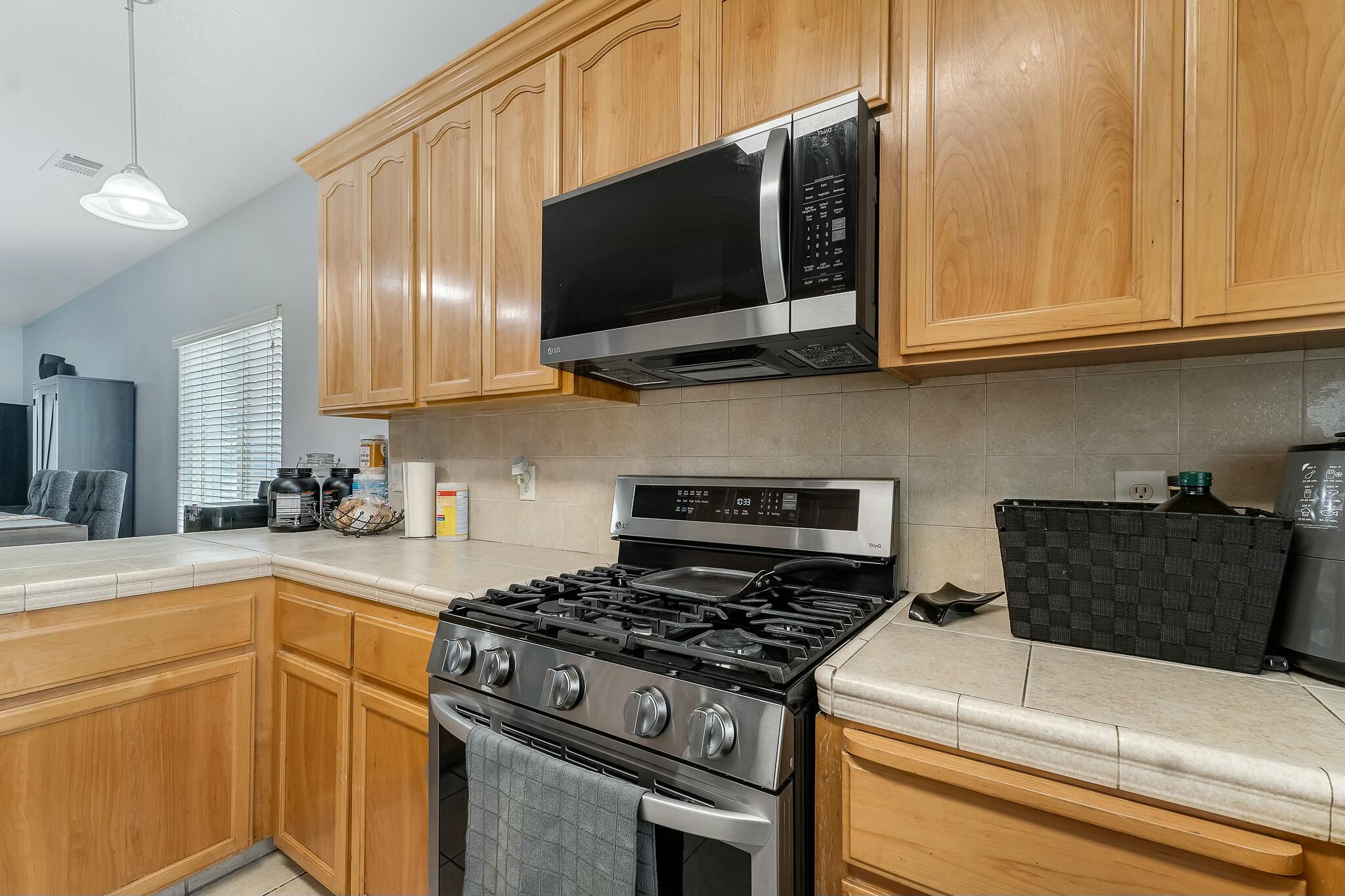 1251 Northhill Street