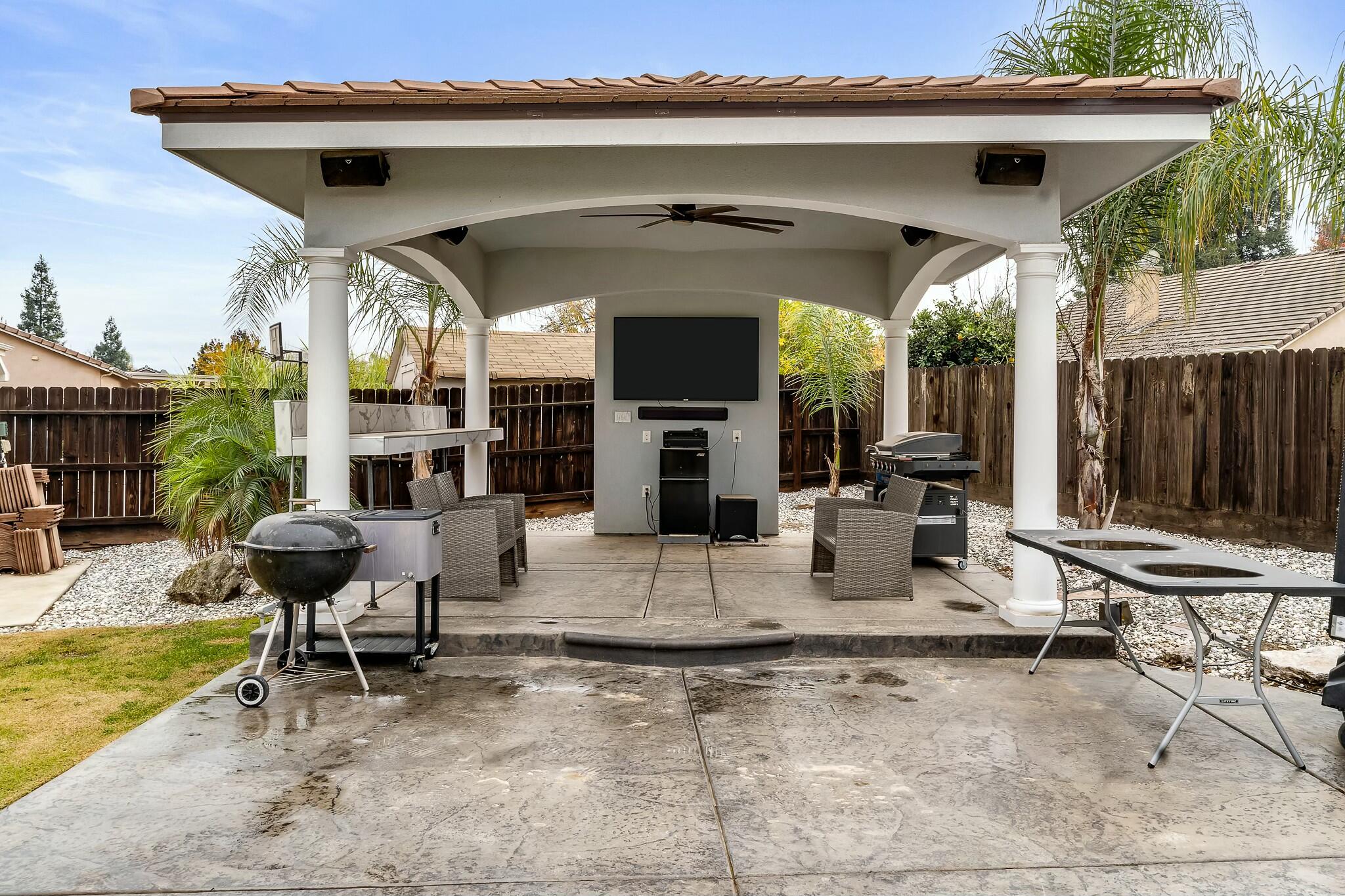 1251 Northhill Street