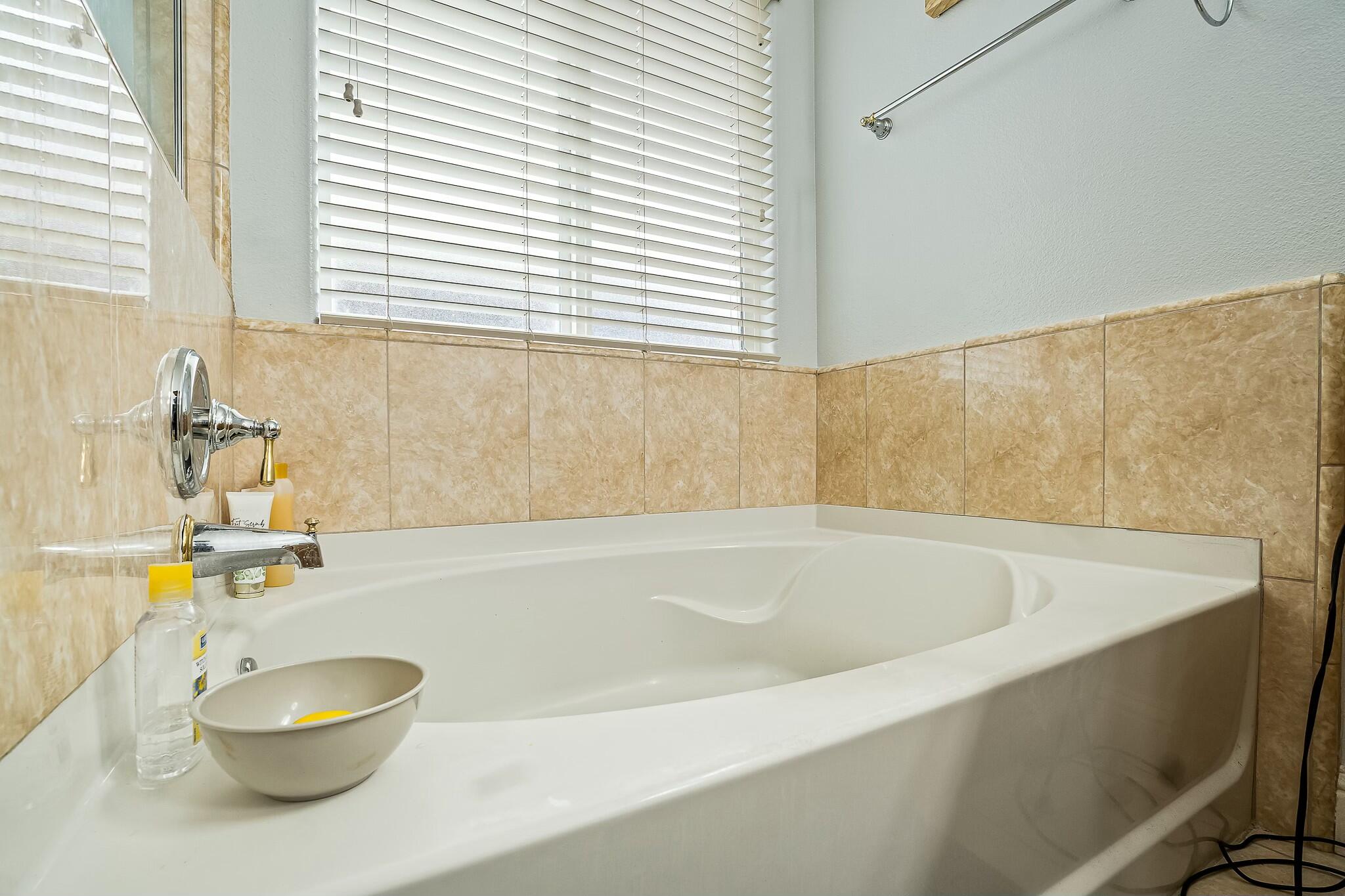 1251 Northhill Street