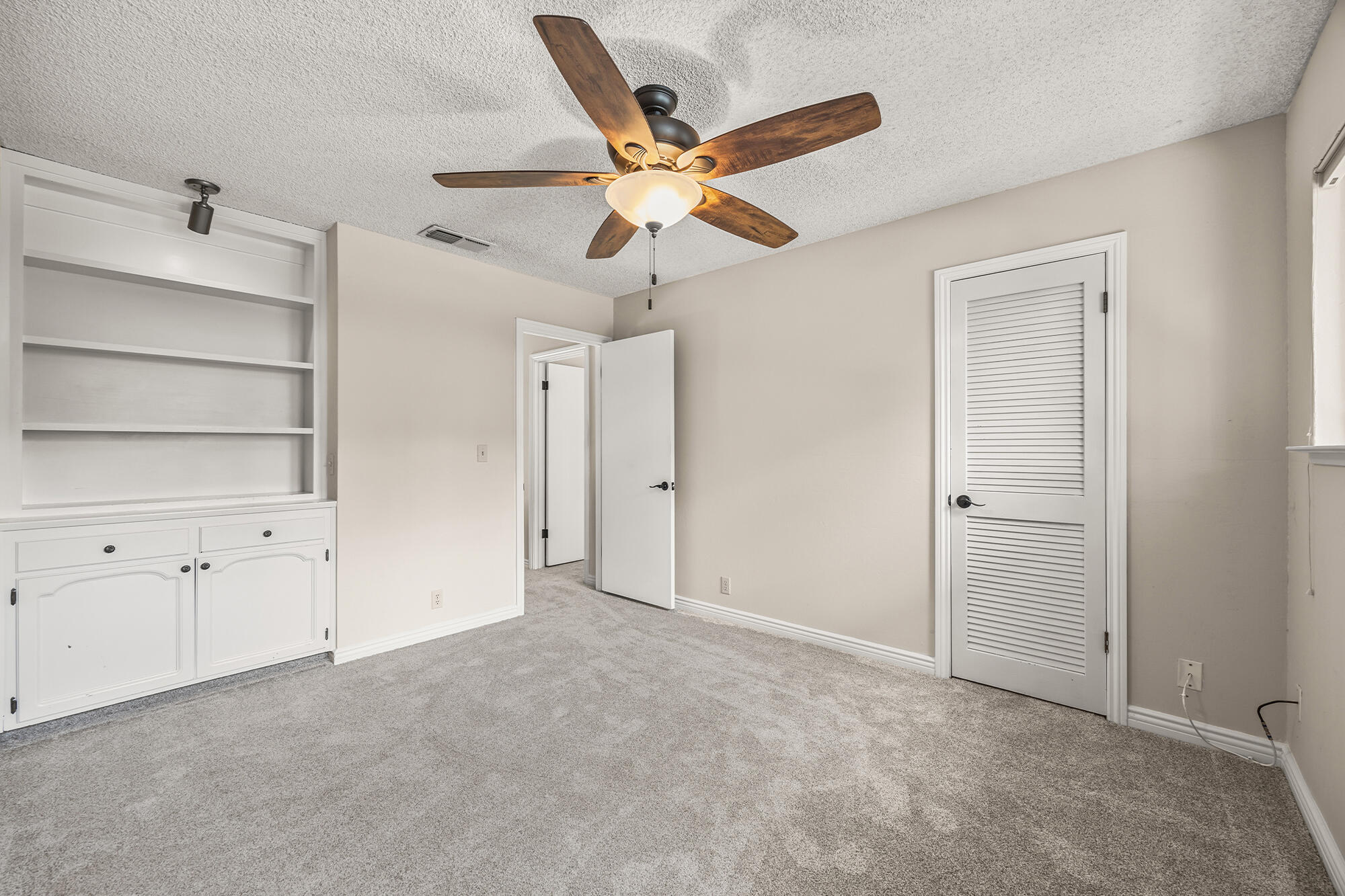 15021 Oak Ranch Drive