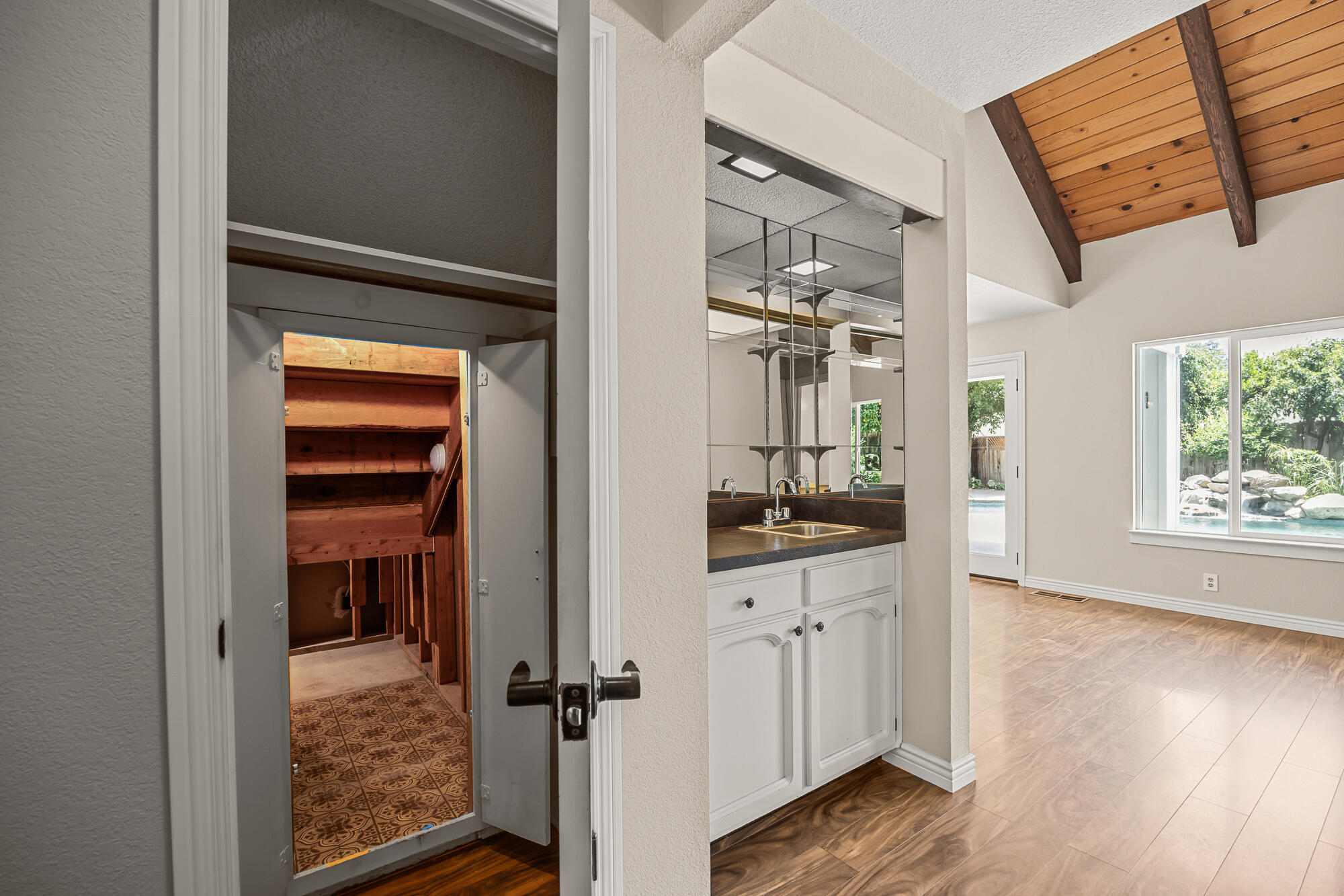 15021 Oak Ranch Drive