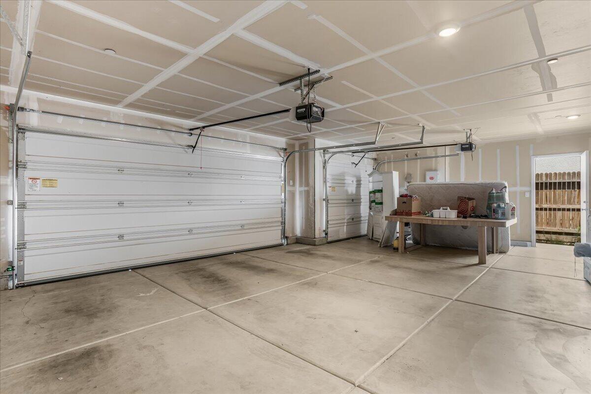 1048 Stonebridge Avenue