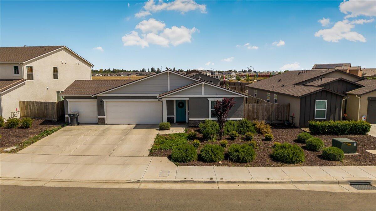 1048 Stonebridge Avenue