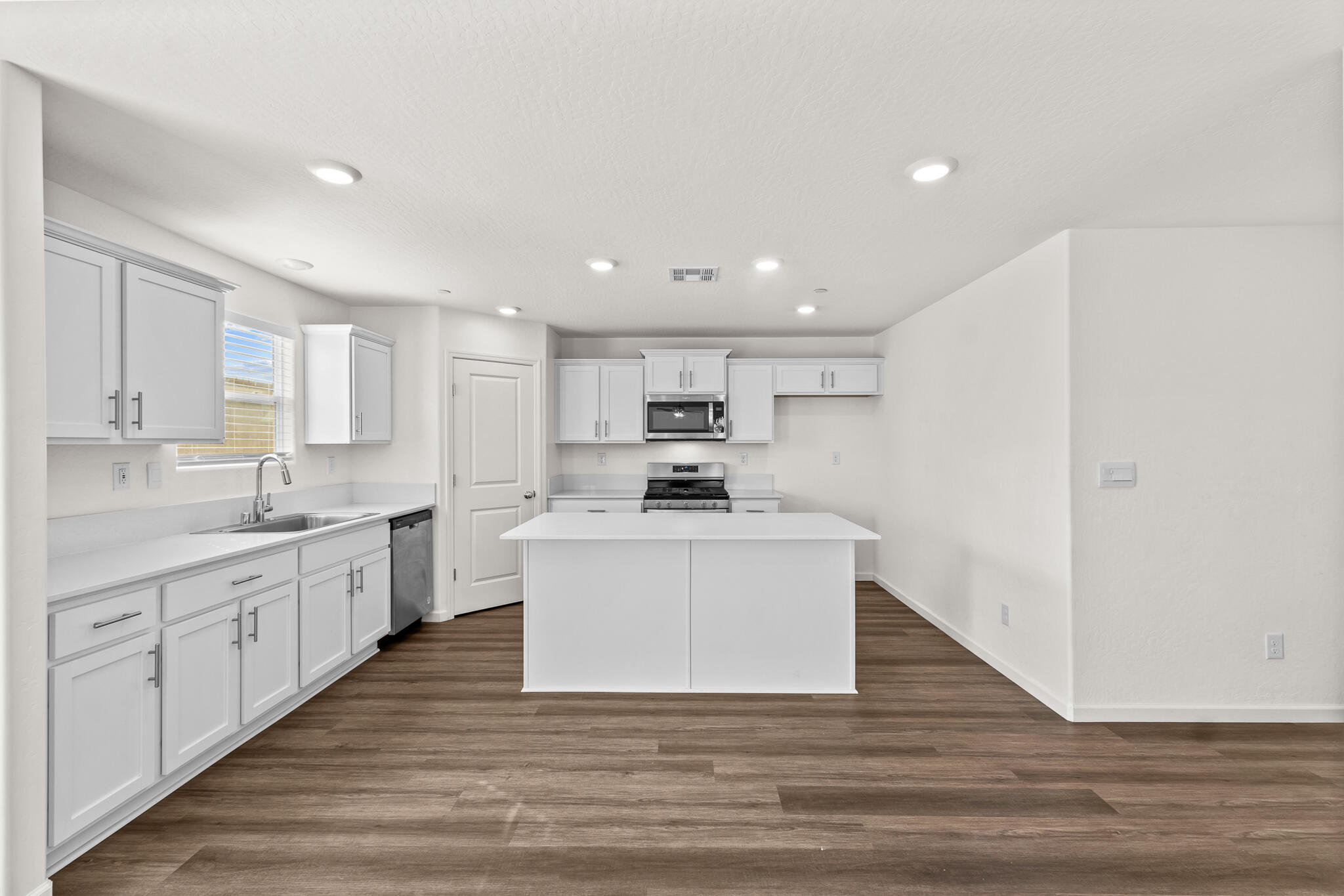 1109 E Elkhorn Avenue
