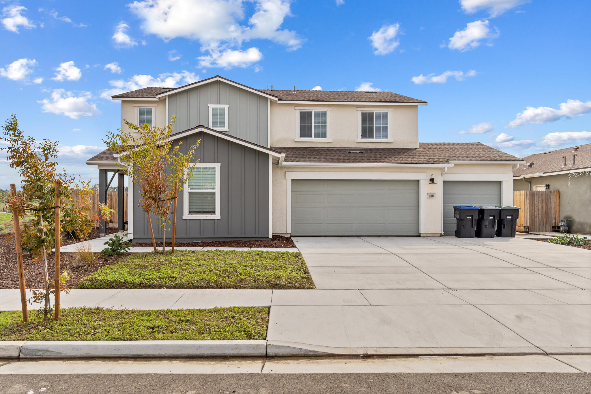 1109 E Elkhorn Avenue