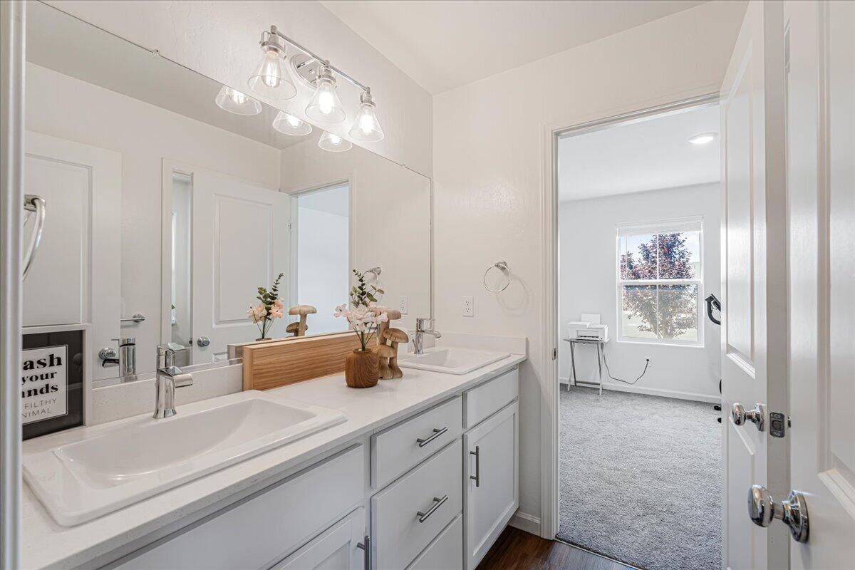 2428 Wolf Creek Place