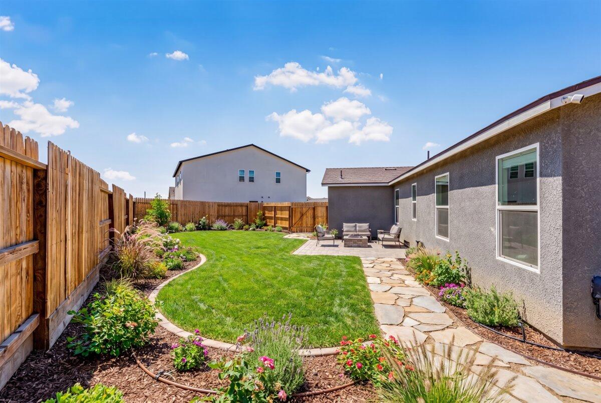 2428 Wolf Creek Place