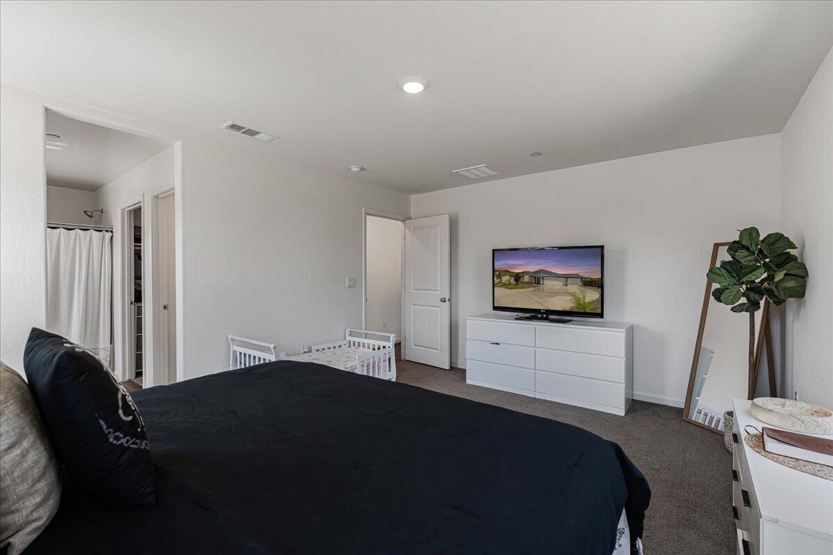 2428 Wolf Creek Place