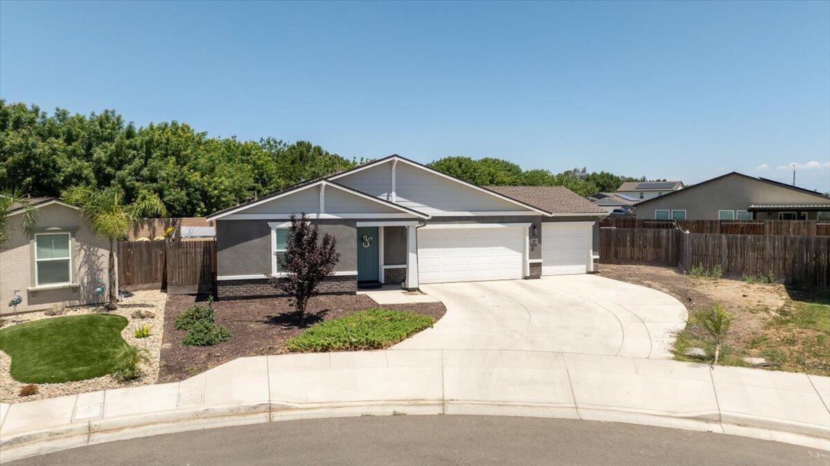 2428 Wolf Creek Place