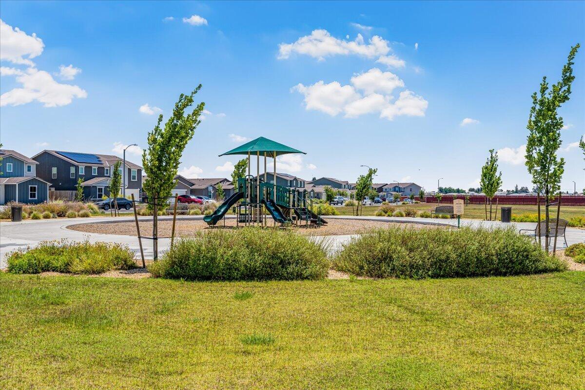 2428 Wolf Creek Place