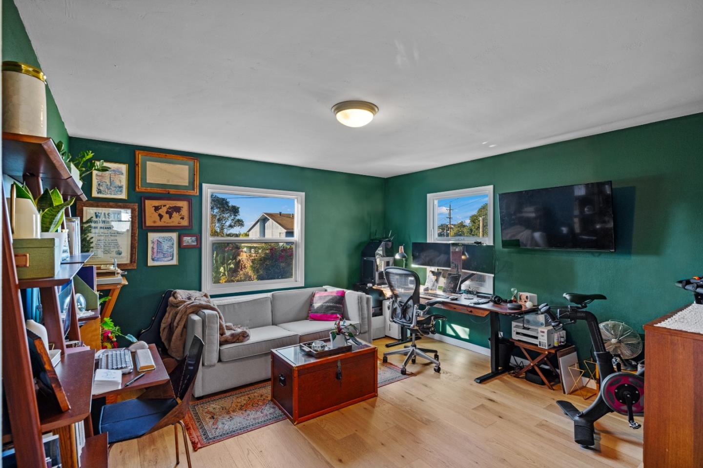 1129 Wanda AVE