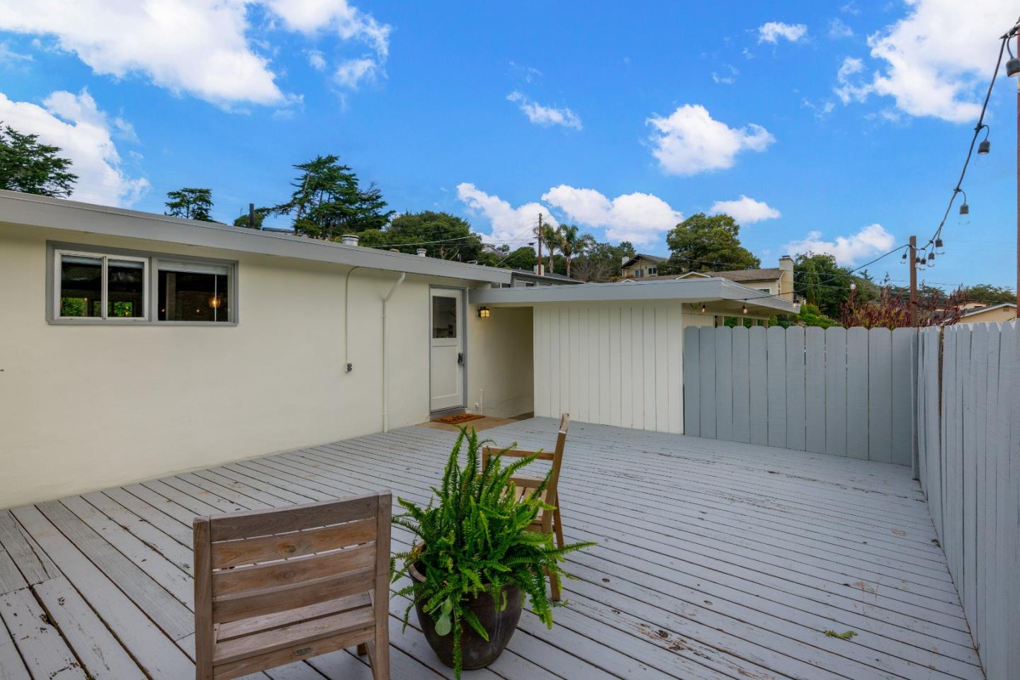 830 Avalon PL