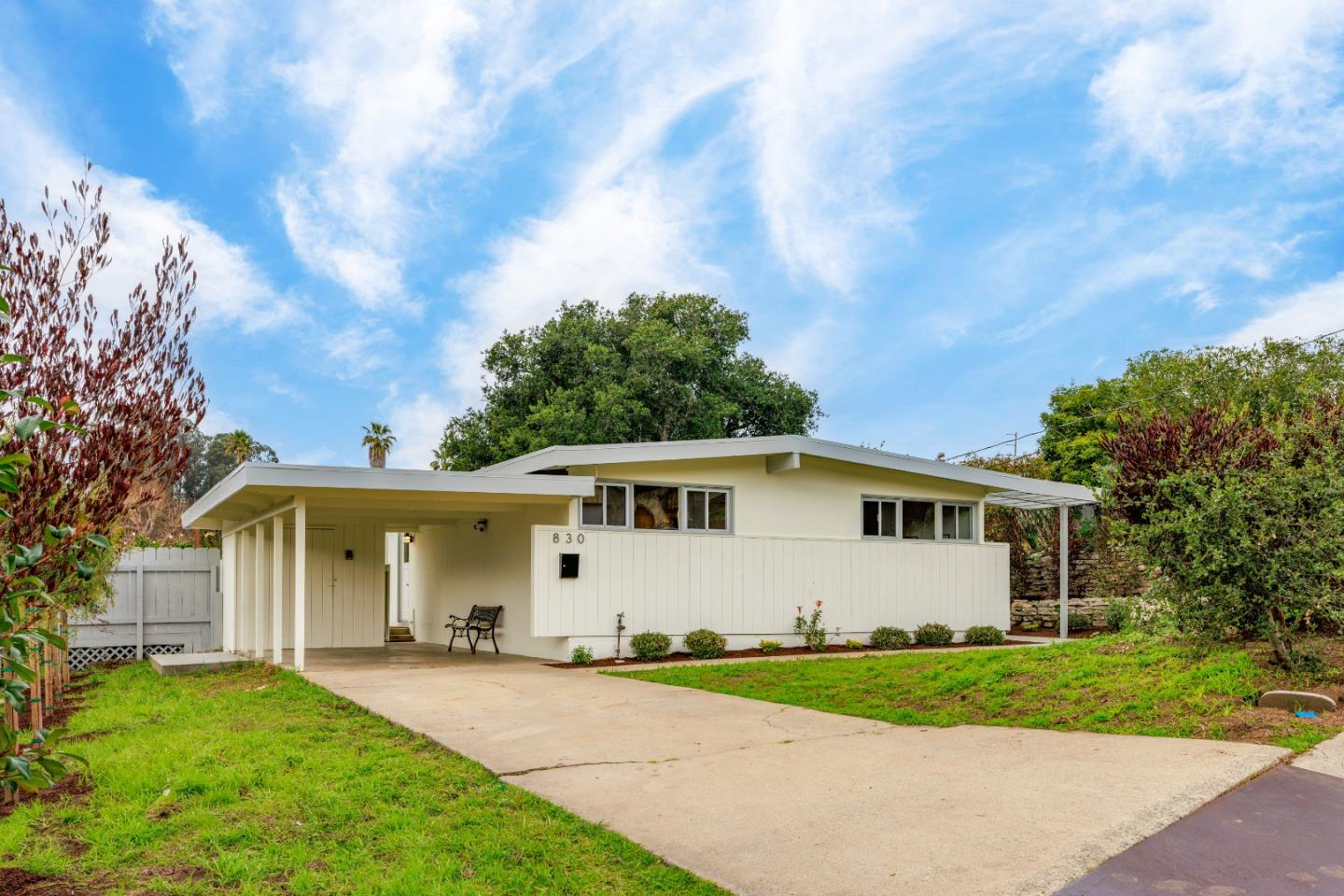 830 Avalon PL