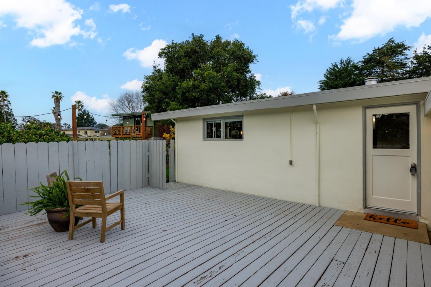 830 Avalon PL