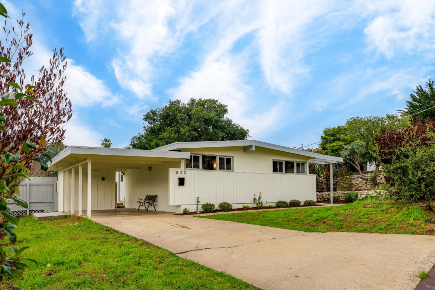 830 Avalon PL