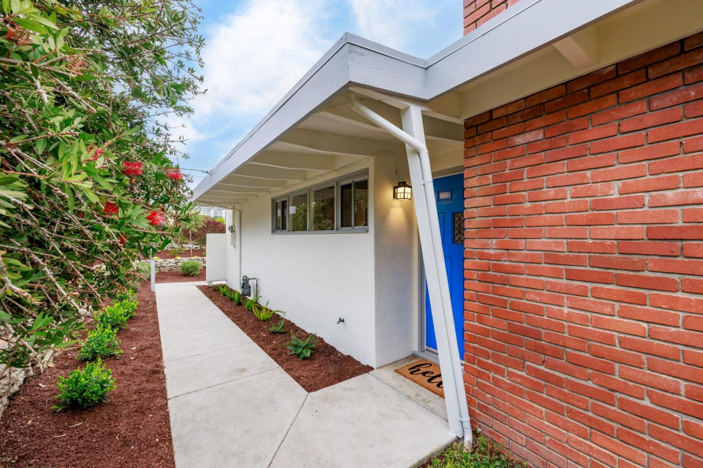 830 Avalon PL