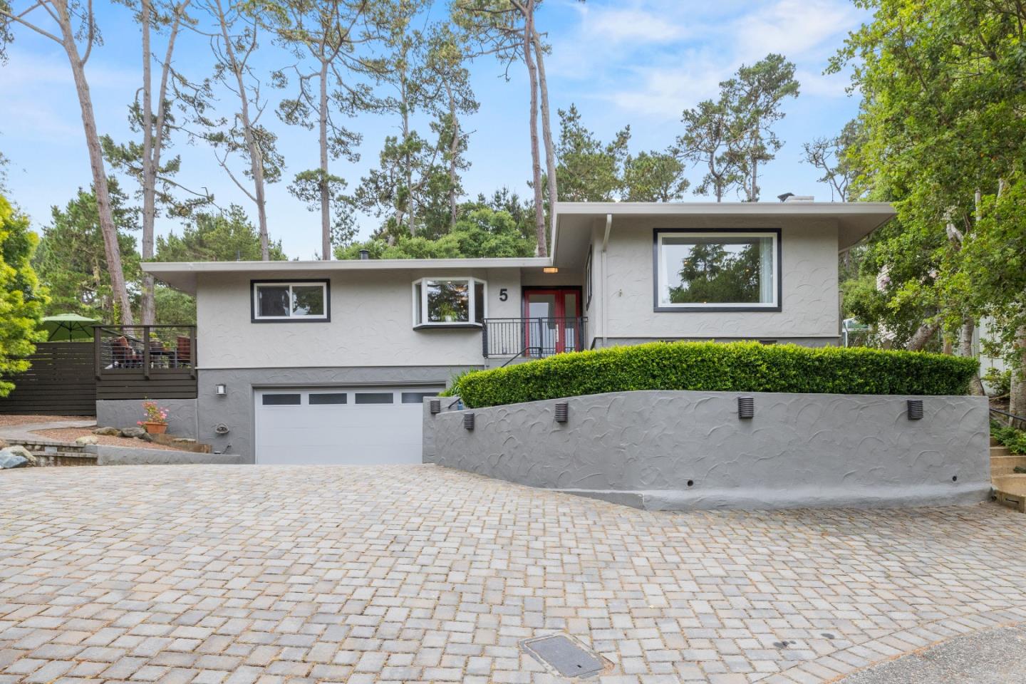5 Shepherds PL