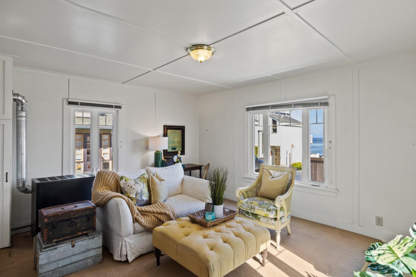 687 & 689 Mermaid AVE