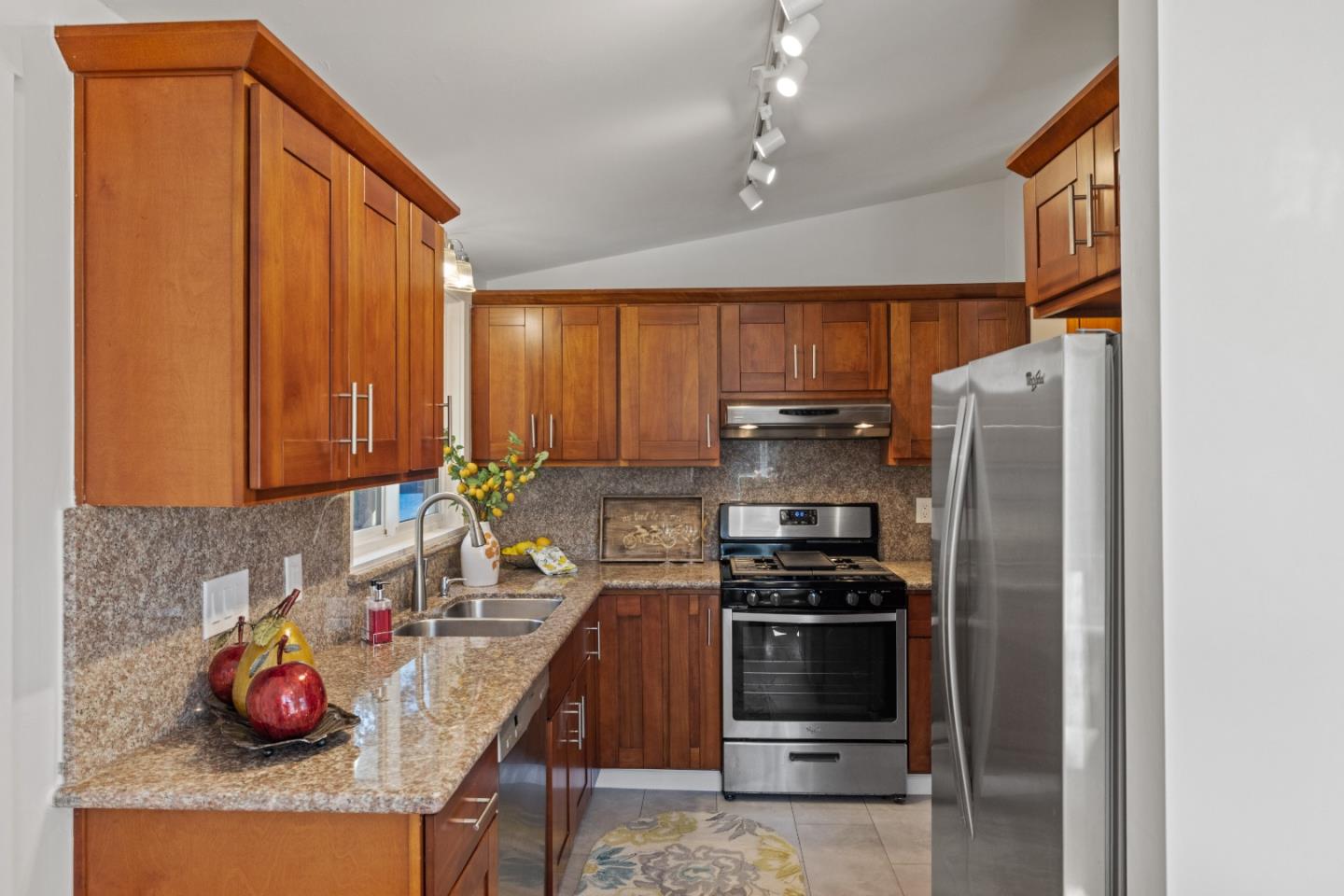 134 3rd ST