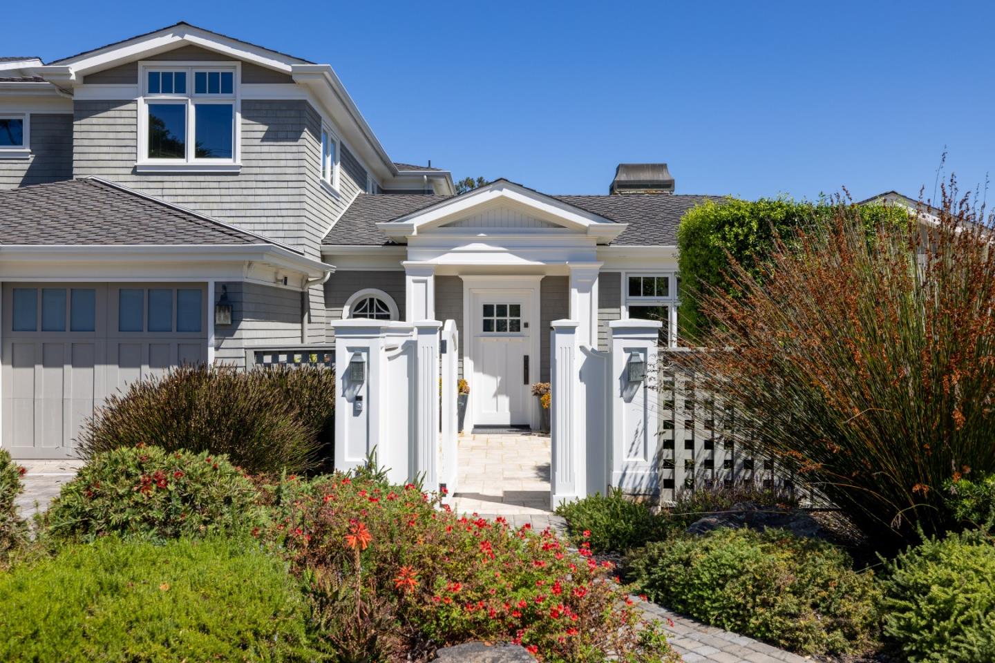 910 Egan Avenue