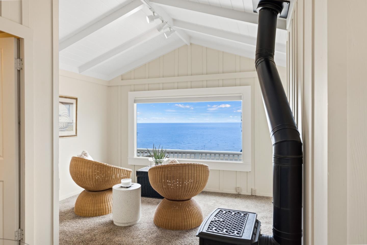 683 Ocean View Boulevard