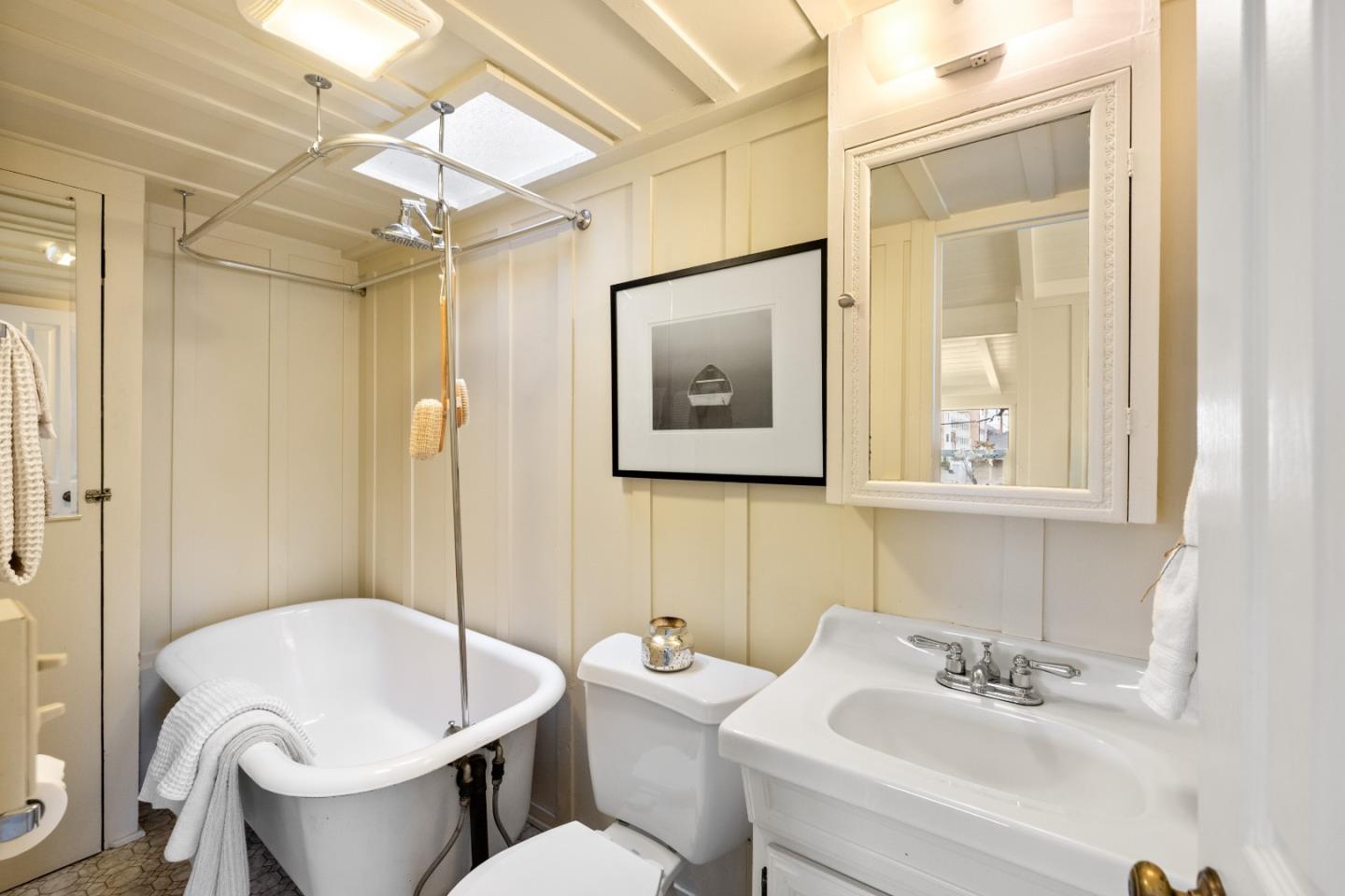 683 Ocean View Boulevard