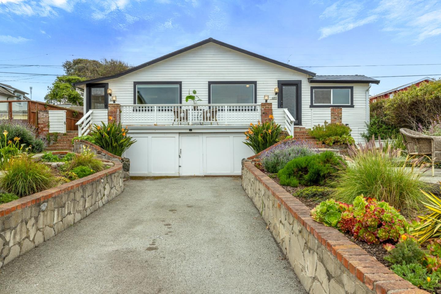 683 Ocean View Boulevard