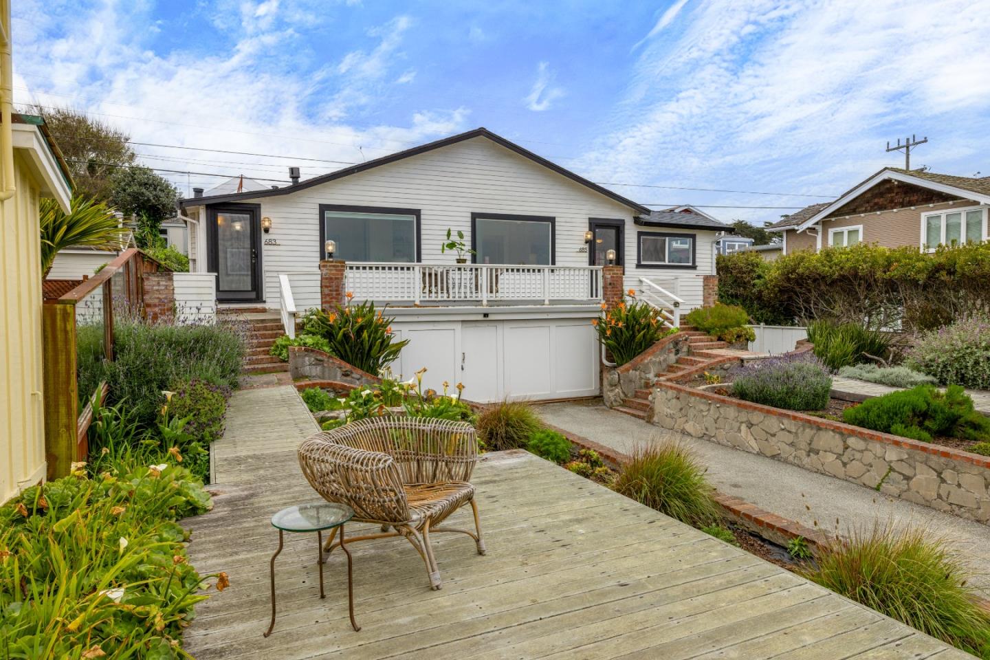 683 Ocean View Boulevard