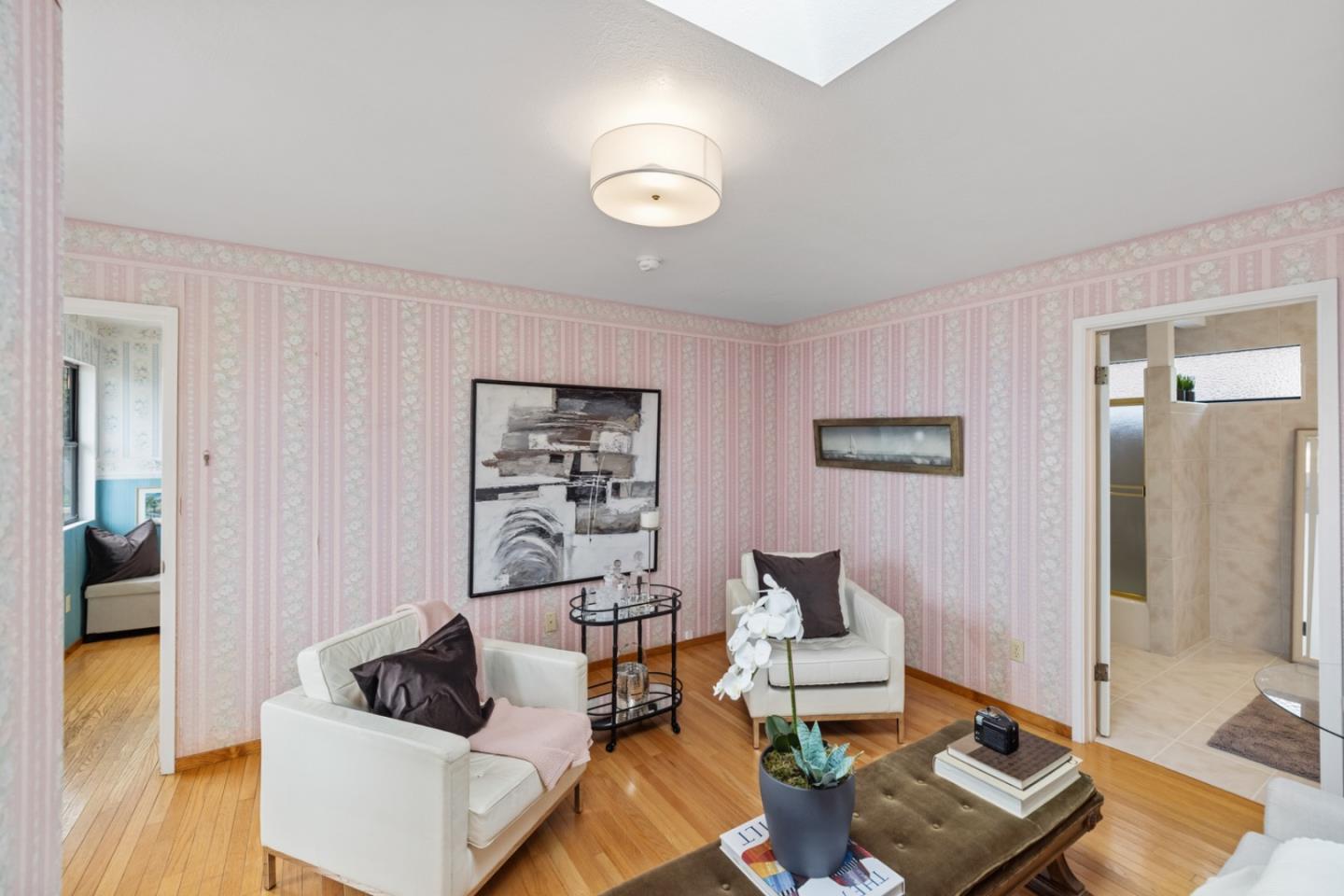 917 Fountain AVE