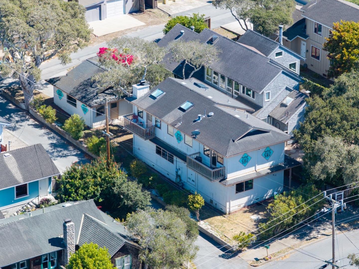 917 Fountain AVE