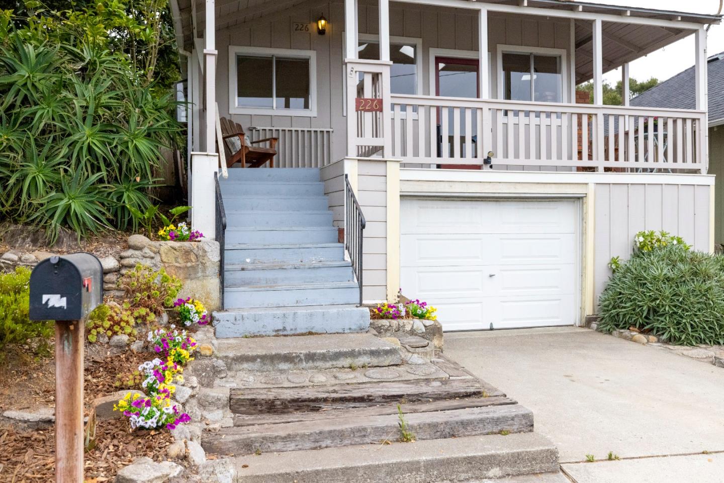 226 Walnut ST