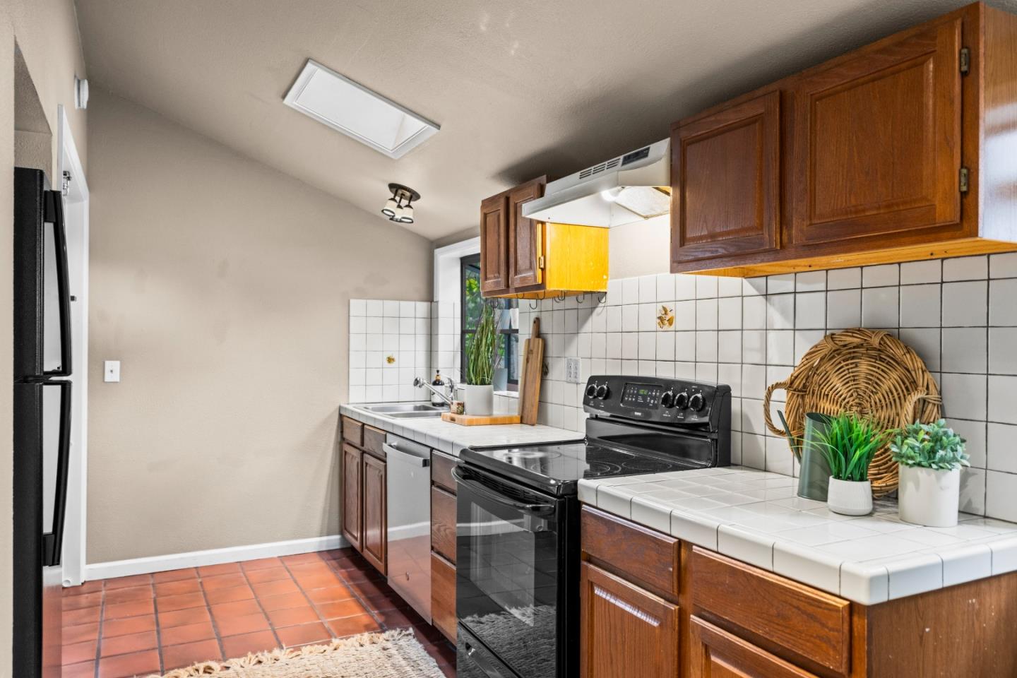 226 Walnut ST
