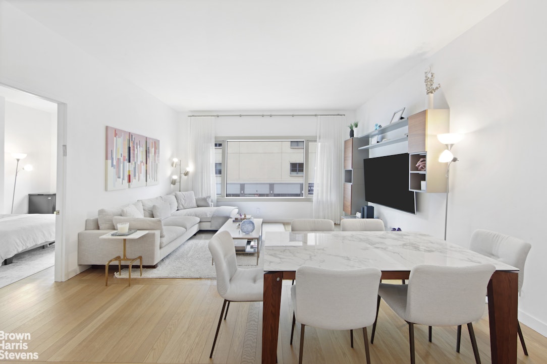 30 WARREN Street 2B