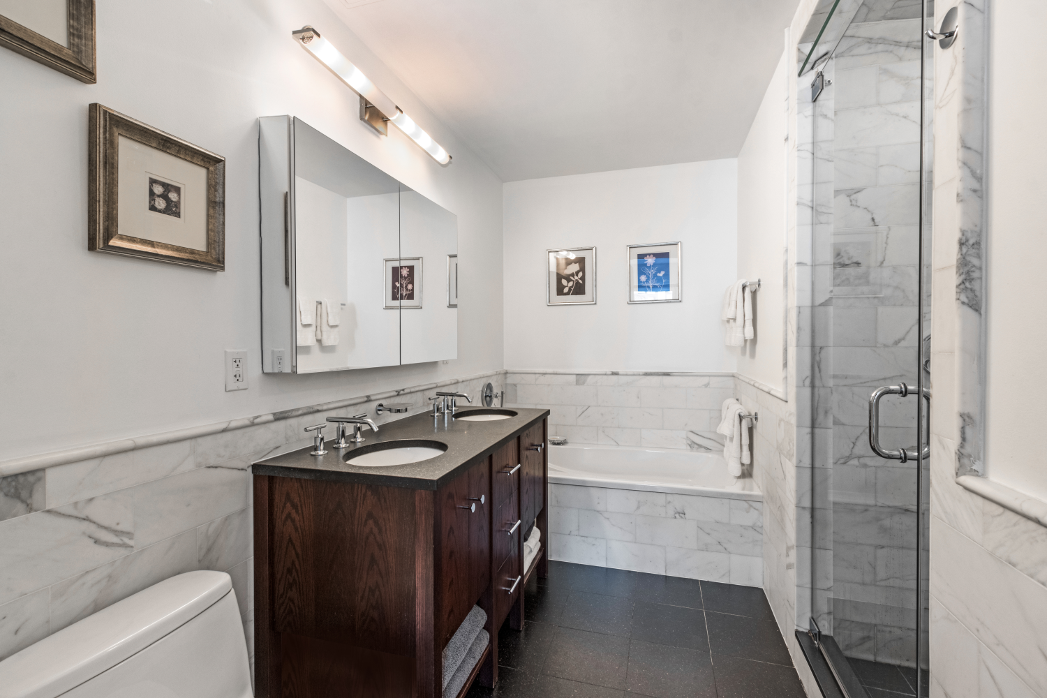 454 W 54TH Street 3M