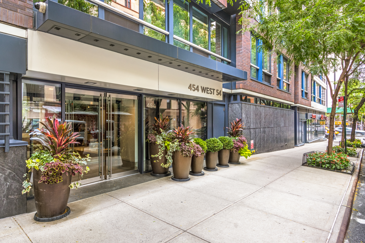 454 W 54TH Street 3M