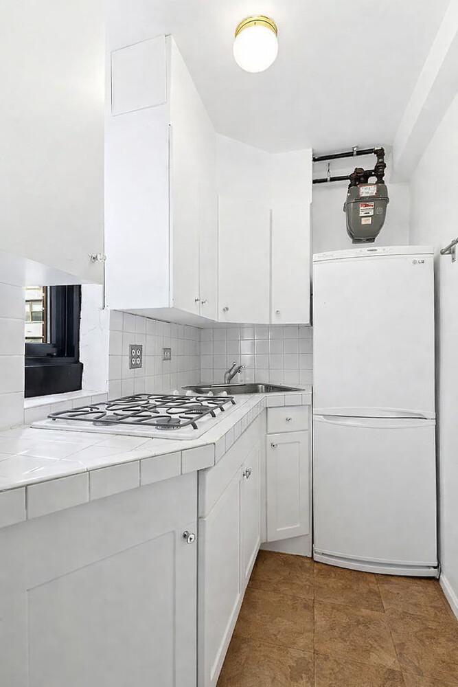 227 E 57TH Street 9H