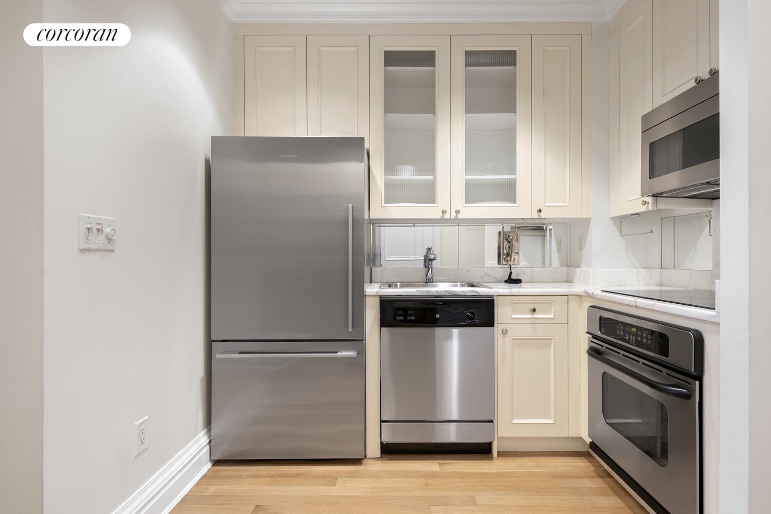 502 PARK Avenue 15H