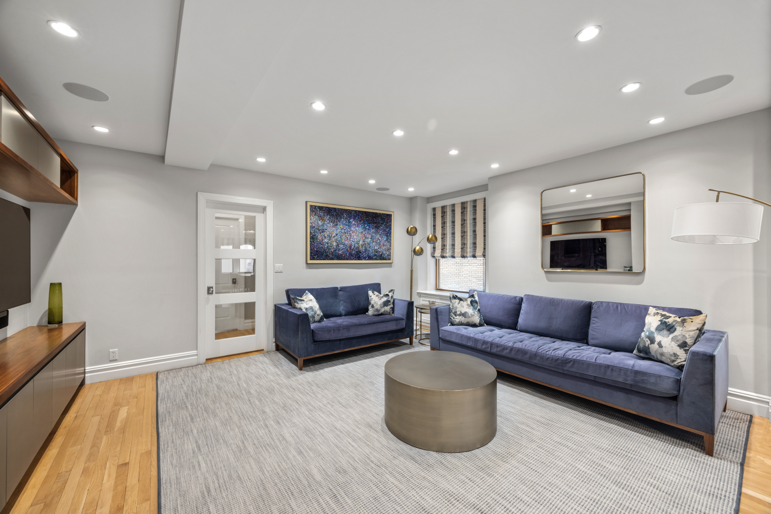 300 RIVERSIDE Drive 3GH