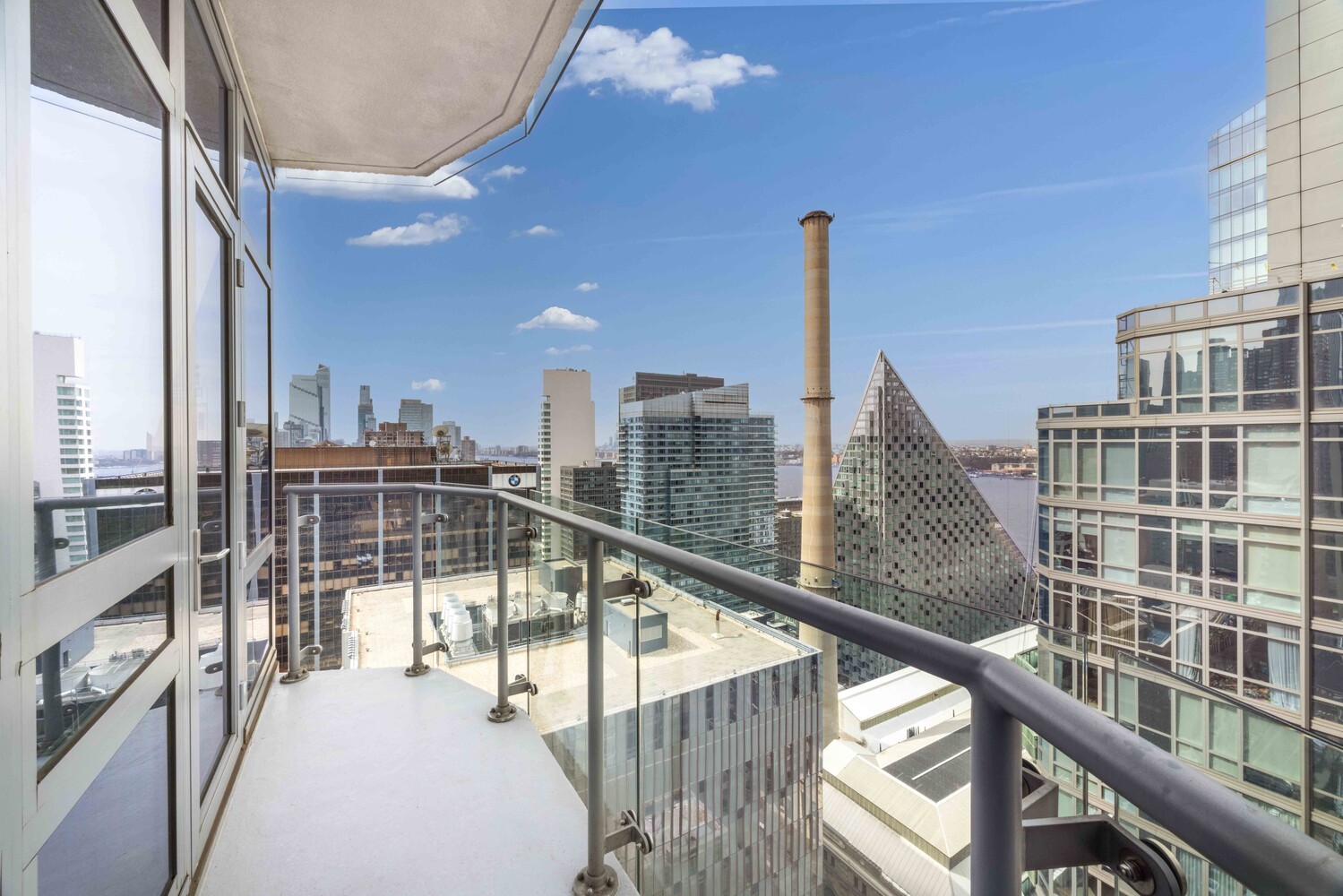 555 W 59TH Street 32B