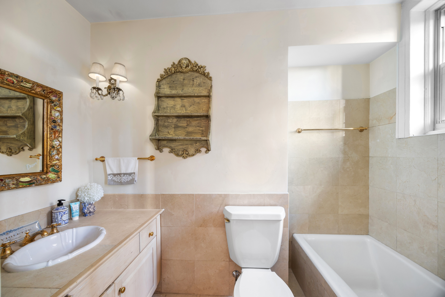 2 W 67TH Street 14G
