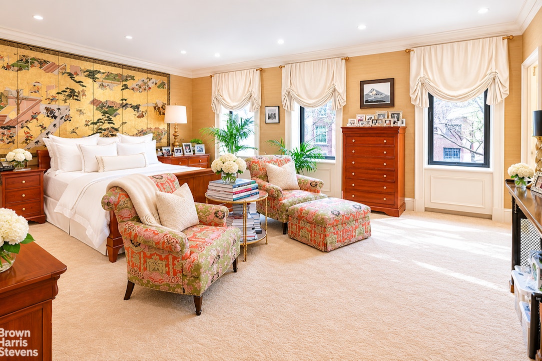 25 SUTTON Place MAISONETTE
