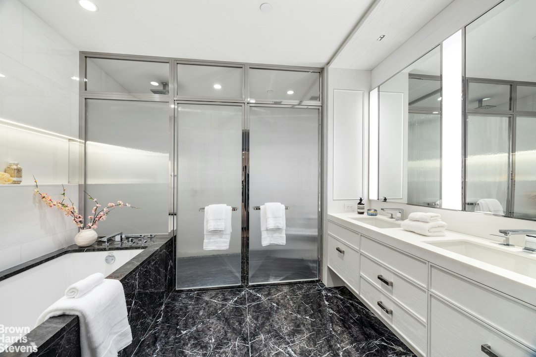 50 W 66TH Street 17F
