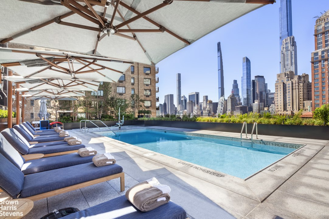 50 W 66TH Street 17F