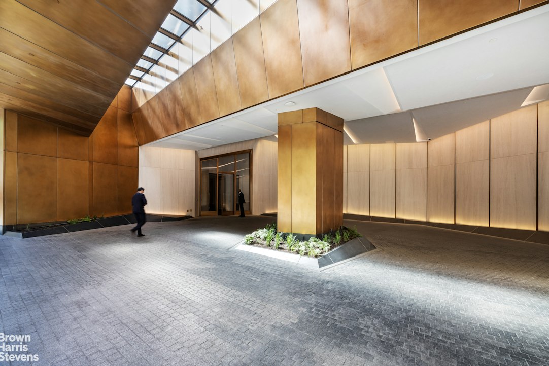 50 W 66TH Street 17F